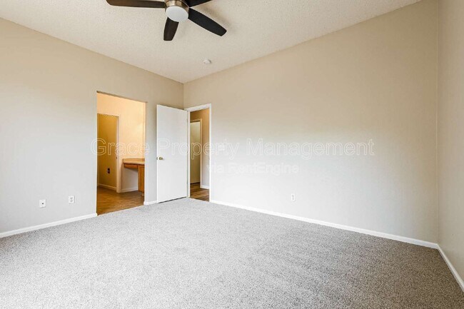 Building Photo - 8334 S Quay Ct