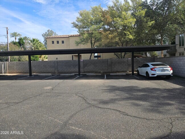 Building Photo - 4241 N 26th St