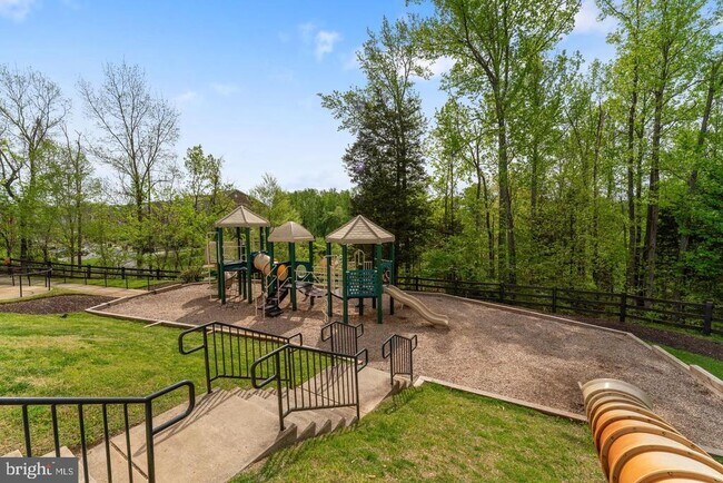 Building Photo - 2805 Medstead Ln