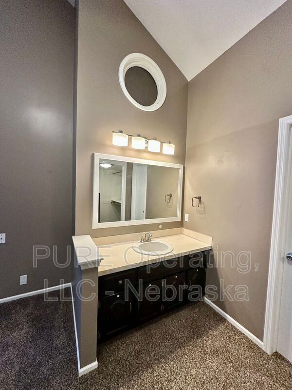 Building Photo - 5039 S 163rd Ave