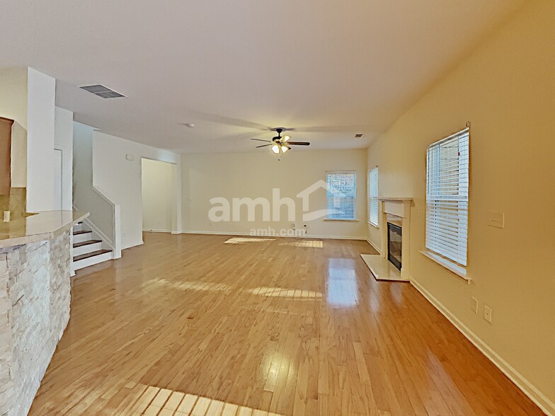 Building Photo - 209 Brookhaven Ct