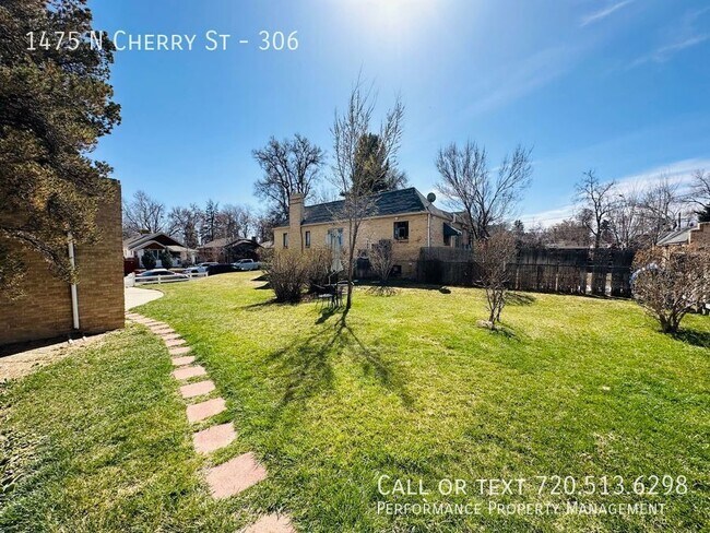 Building Photo - 1475 N Cherry St