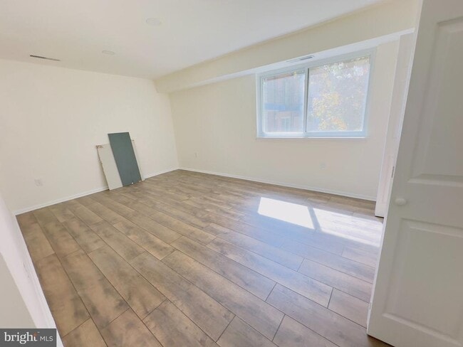 Building Photo - 11372 Cherry Hill Rd