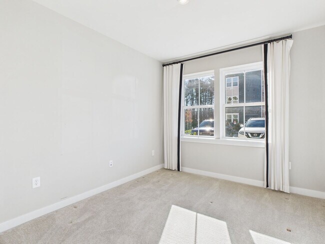 Building Photo - 6601 Citory Way