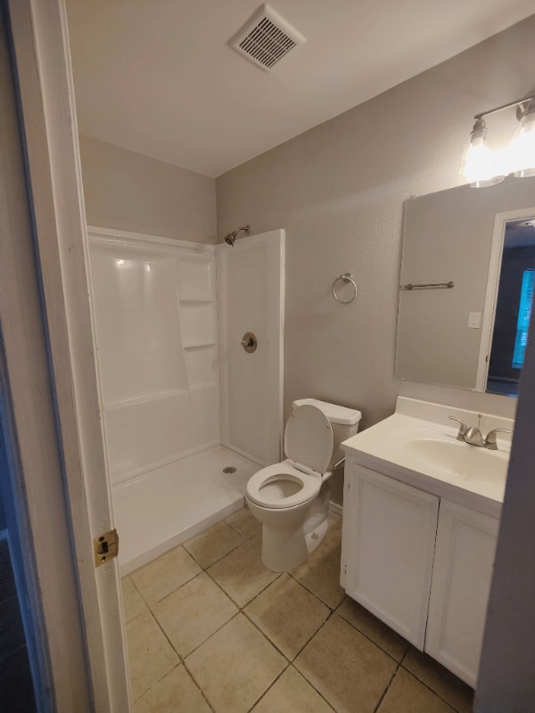 Building Photo - 2803 Pompeii St