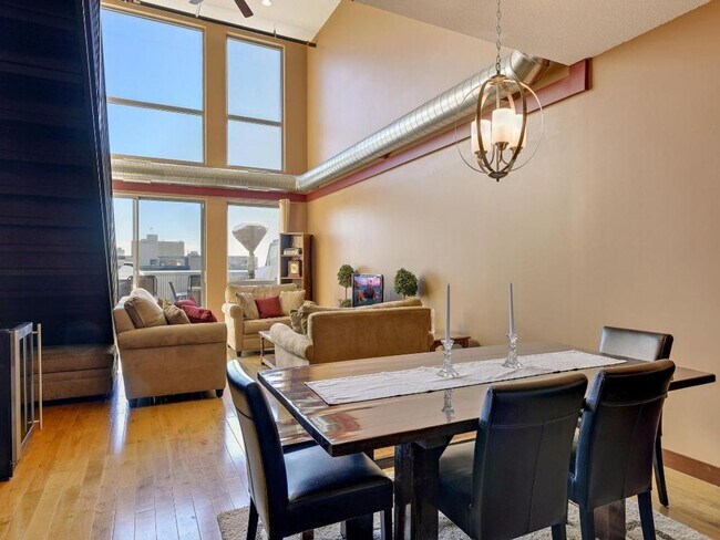 Building Photo - Rarely Available 3 Bedroom 2 Bathroom Penthouse At The Sexton Lofts!
