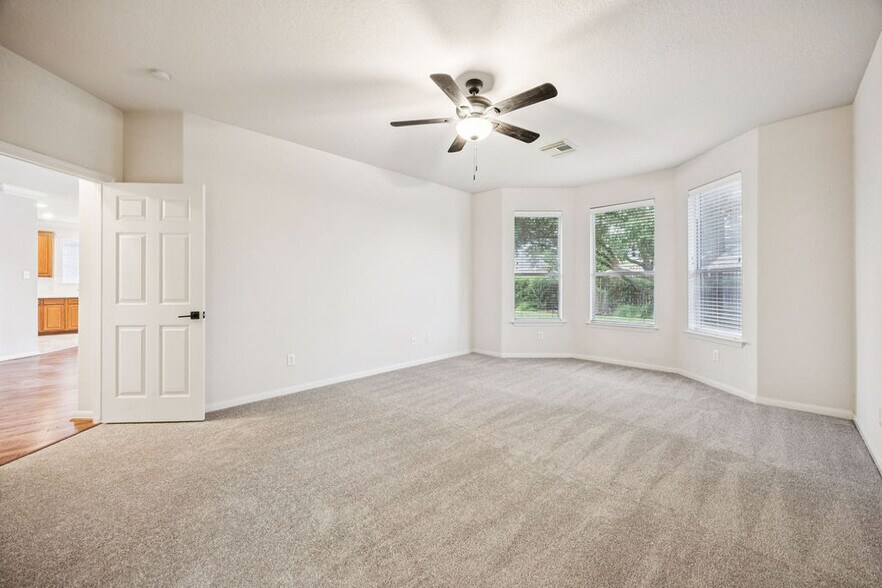 Building Photo - 18006 Cypress Valley Ln