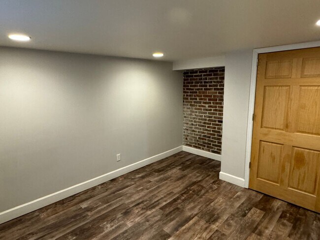 Building Photo - 1614-1616 S 4th St