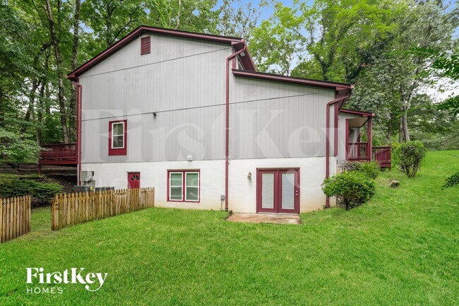 Building Photo - 8832 Belhaven Ct
