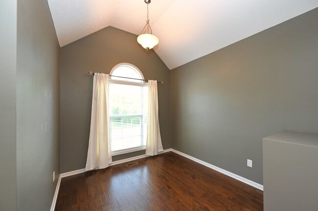 Building Photo - **BEAUTIFUL, WELL-MAINTAINED BRICK HOME ON A LOVELY 0.63-ACRE LOT IN A DESIRABLE NEIGHBORHOOD**