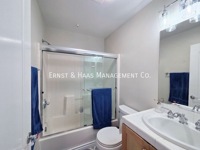 Building Photo - 3546 Linden Ave
