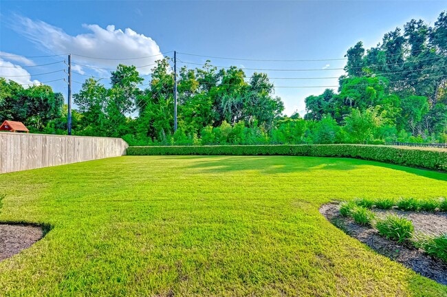 Building Photo - 39 Marino Dr