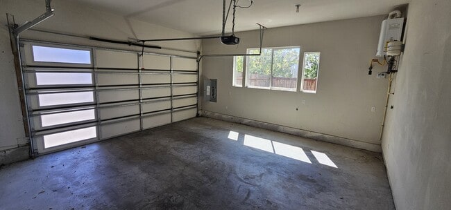 Building Photo - 11330 SE 192nd St