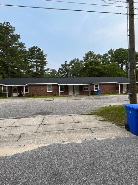 Building Photo - 212 Preston Ave