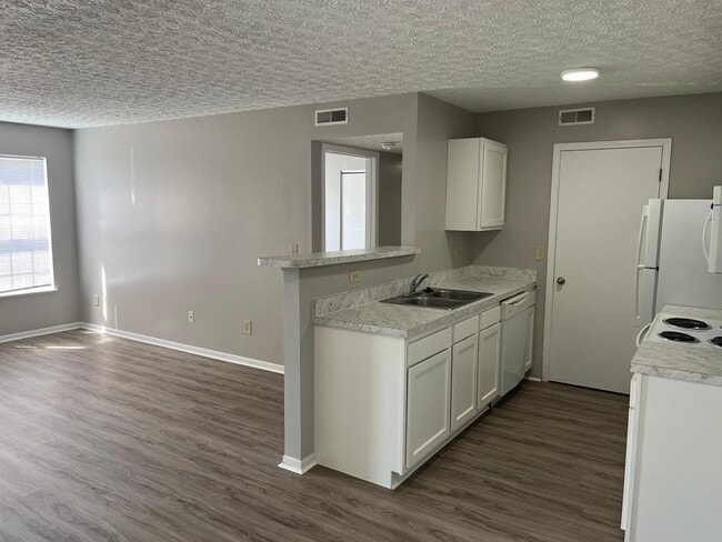 Building Photo - 5383 Cypress Chase