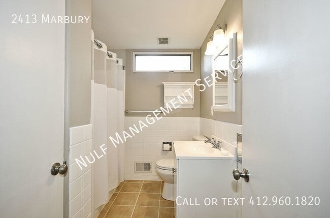 Building Photo - 2413 Marbury-