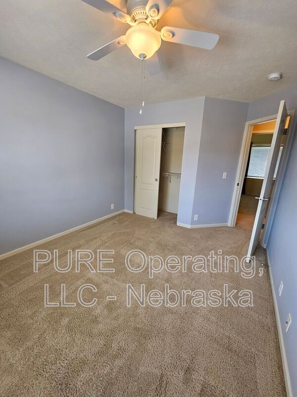 Building Photo - 16860 Larimore Ave