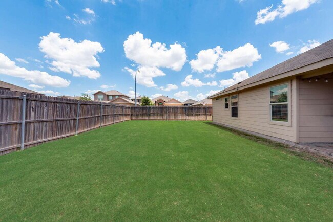Building Photo - Attractive 4-Bedroom Home in Villages of Eagle Mountain!
