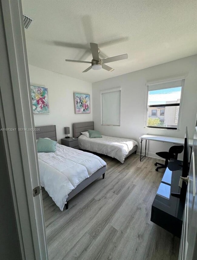 Building Photo - 10521 NW 81st Terrace