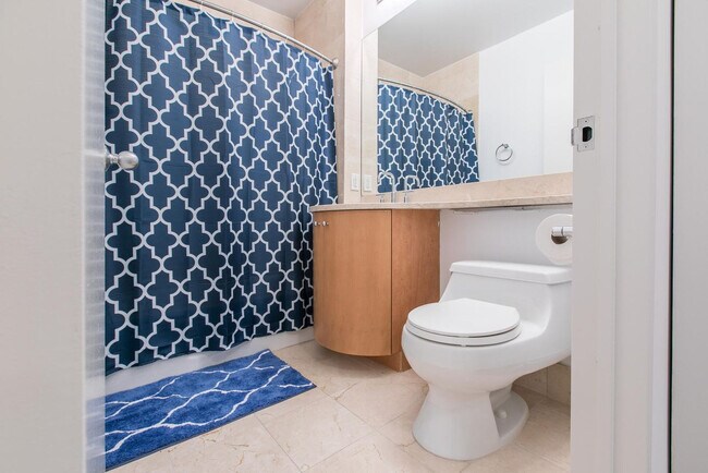 Building Photo - 7 E 91st St