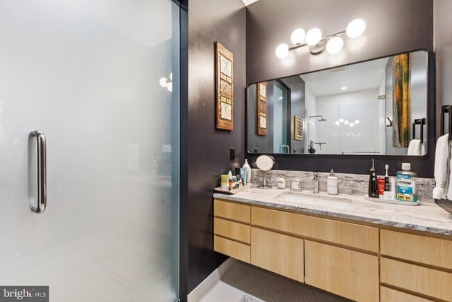 Building Photo - 437 New York Ave NW