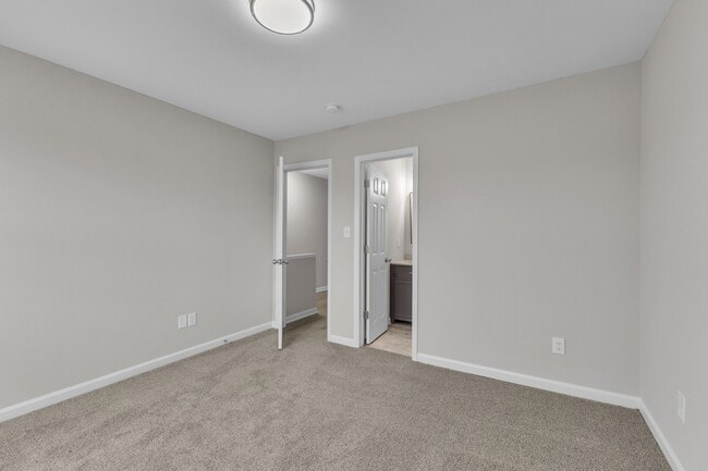 Building Photo - 347 E Williams St
