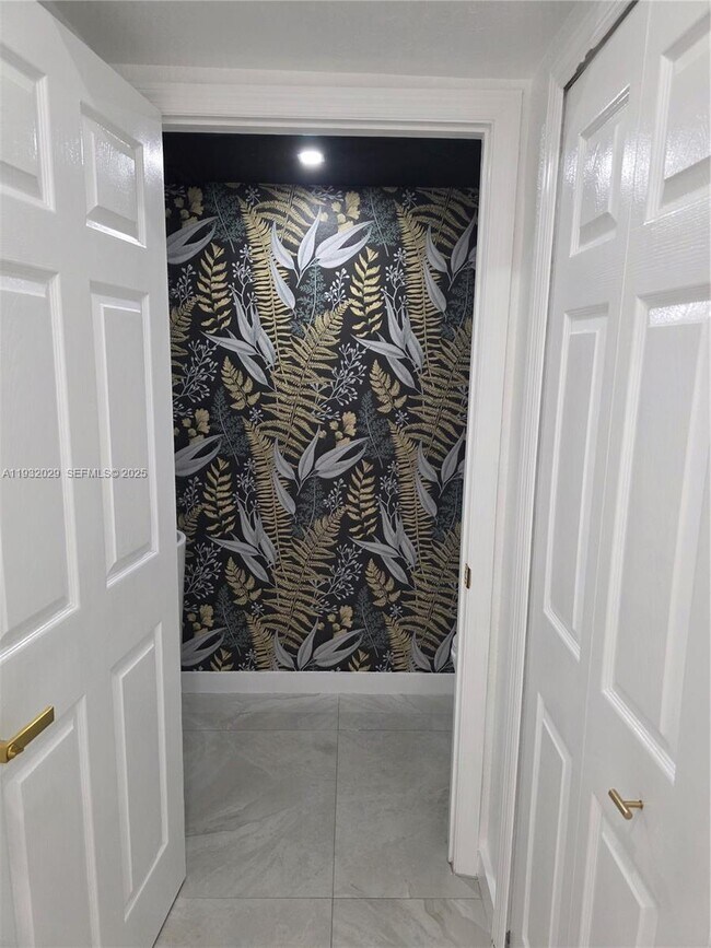 Building Photo - 16643 SW 80th Terrace