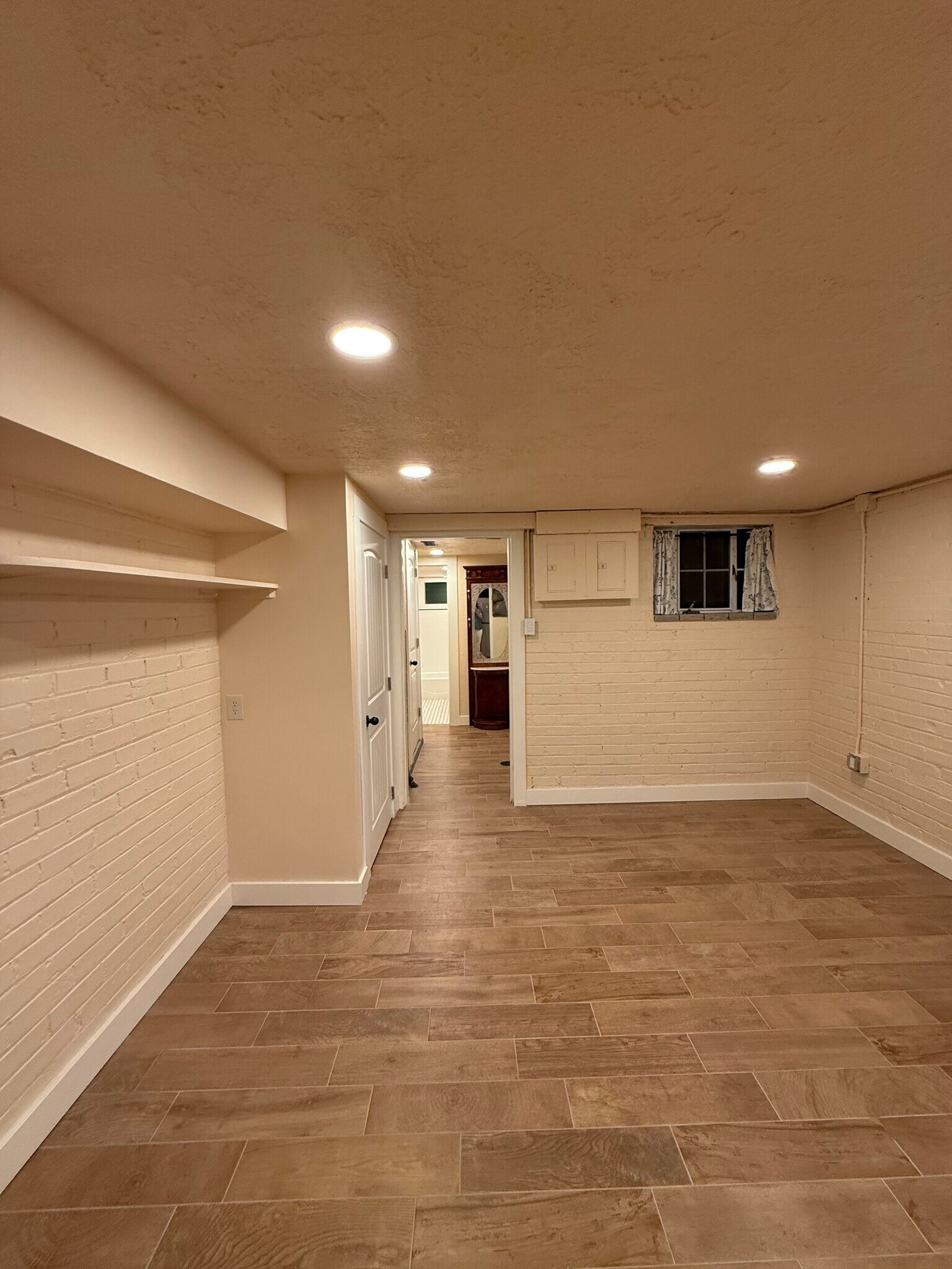 Building Photo - 452 S 800 E