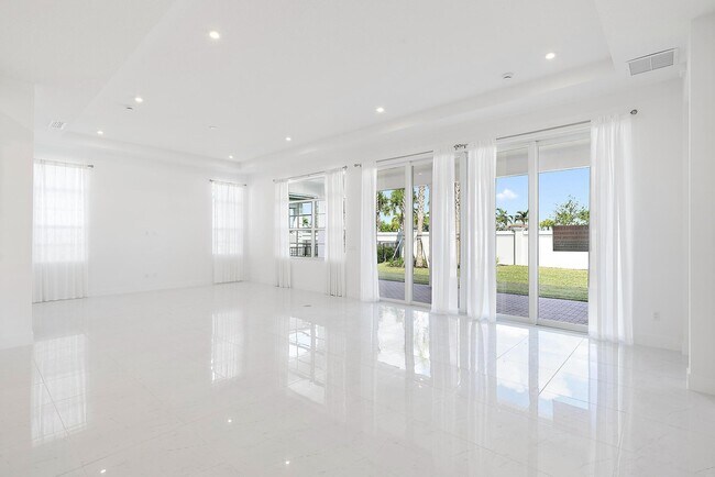 Building Photo - 9516 St Germain Dr