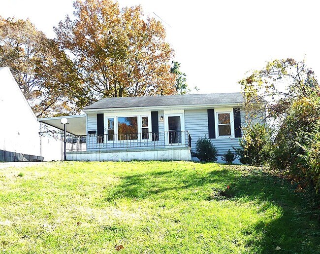 Primary Photo - 1722 Nickerson Ave