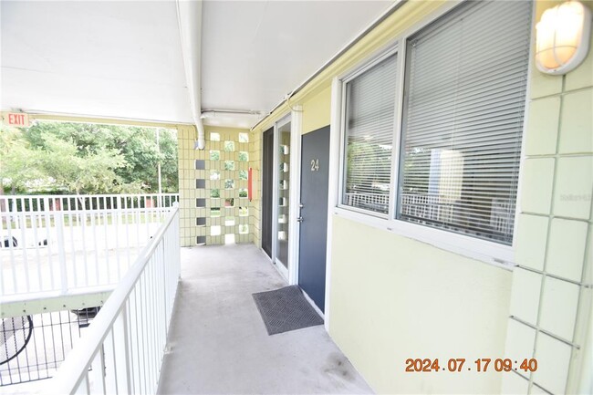 Building Photo - 1301 S Howard Ave