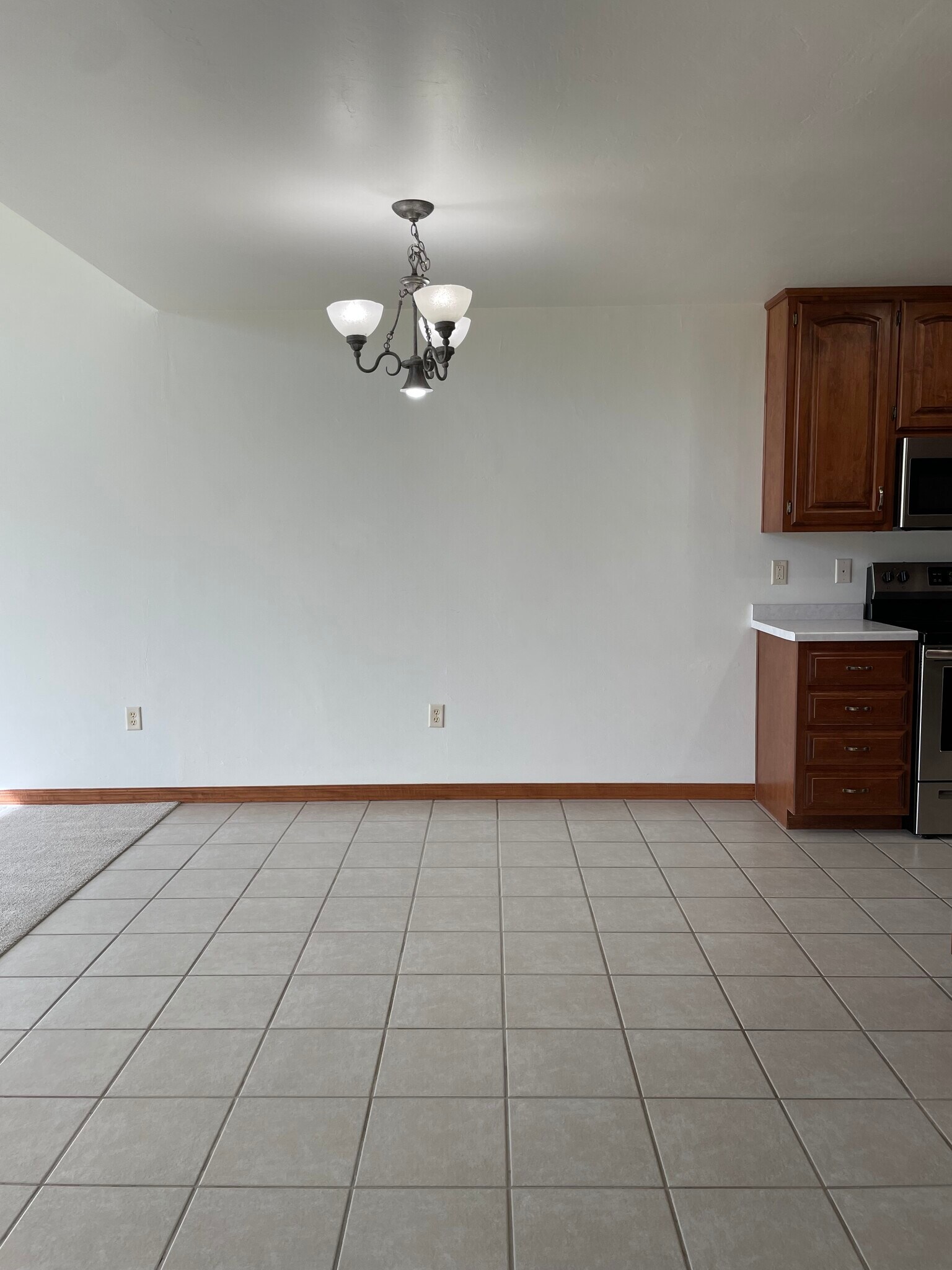 Dining area - 2034 River Point Ct