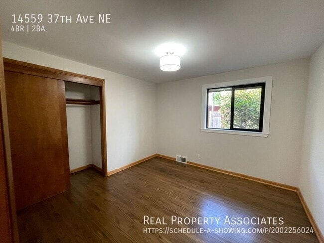 Building Photo - 14559 37th Ave NE