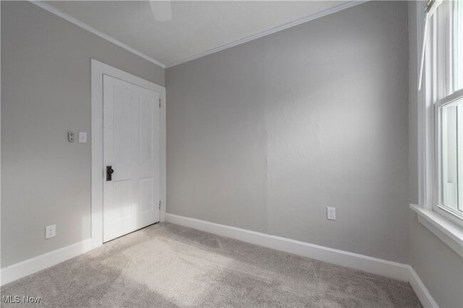 Building Photo - 218 Roxboro Rd