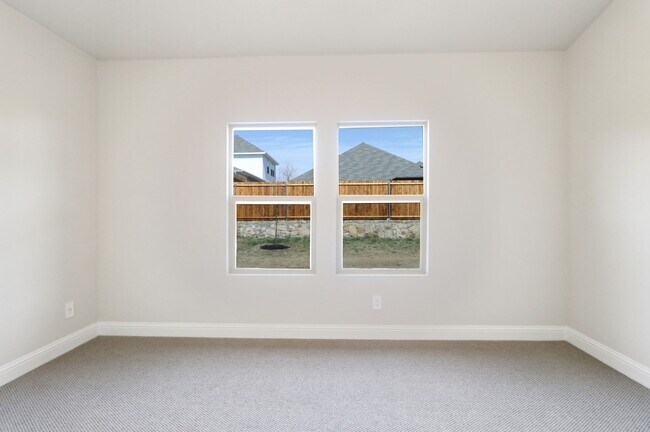 Building Photo - 2113 Gustavus Dr