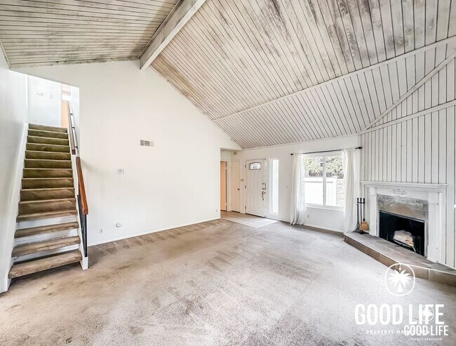 Building Photo - 6747 Parkside Ave