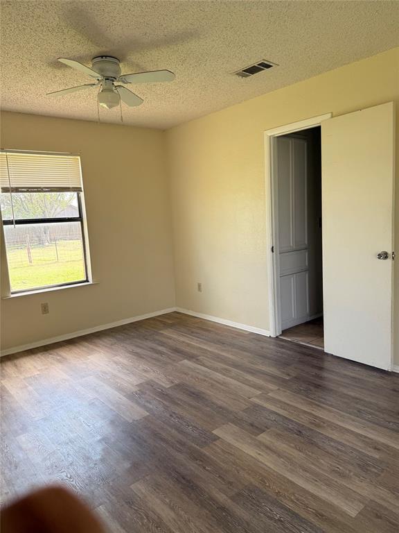 Building Photo - 5931 Limmer Loop