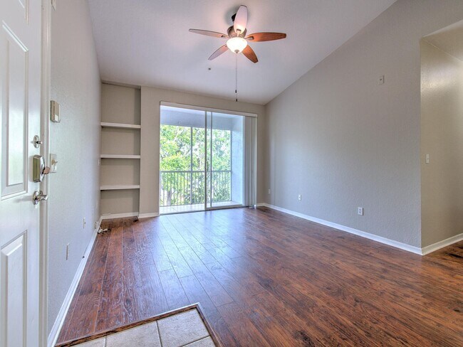 Building Photo - 5703 Legacy Crescent Pl