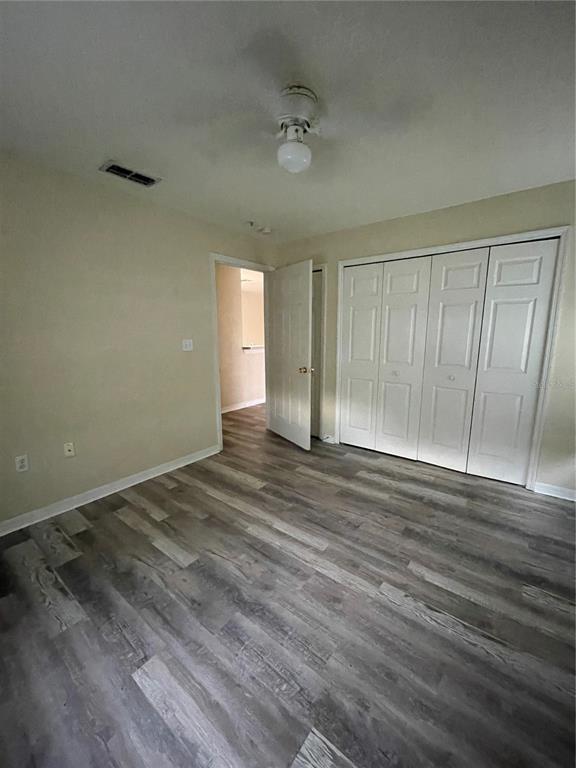Building Photo - 5451 Vineland Rd