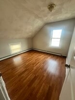 Building Photo - 24 Lincoln Ave