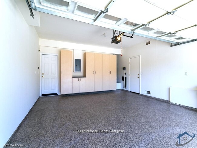 Building Photo - 1199 Mirabeau Ln