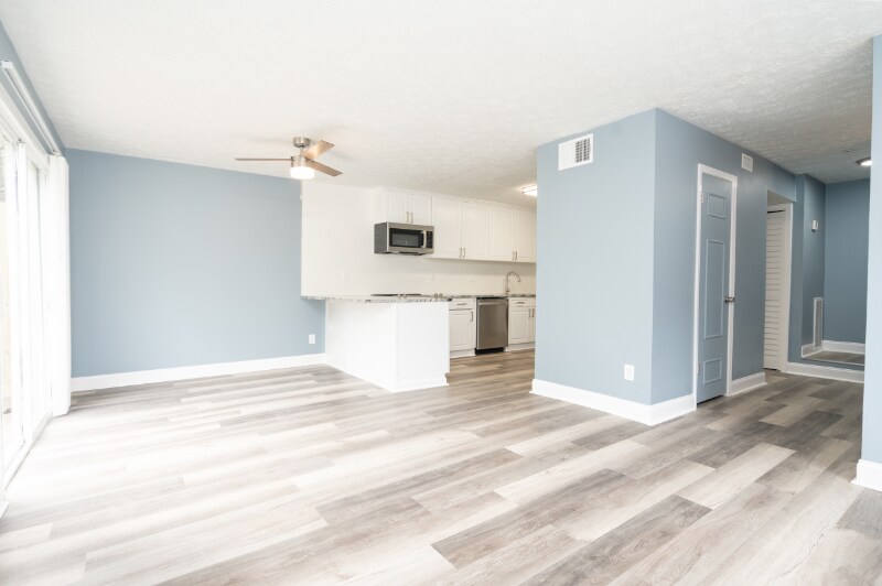 Building Photo - 7560 Taylor Rd