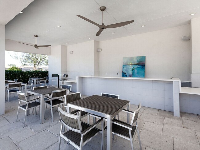 Building Photo - **25% OFF FIRST MONTHS RENT IF YOU OCCUPY ...