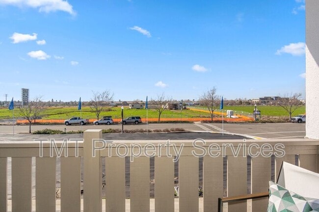 Building Photo - 2958 Valbonne Walk