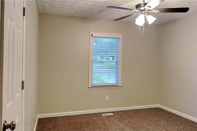 Building Photo - 291 N Briar Ridge