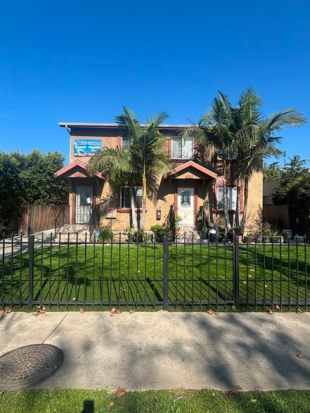 Primary Photo - 1229 W 60th St