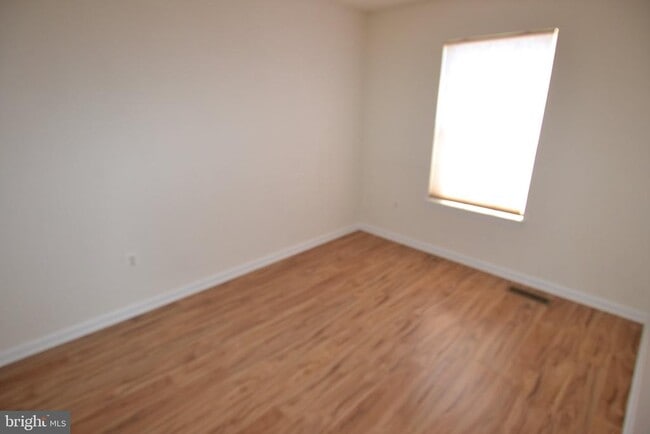 Building Photo - 6340 Demme Pl