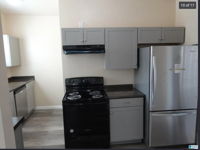 Building Photo - 1317 16th St SW