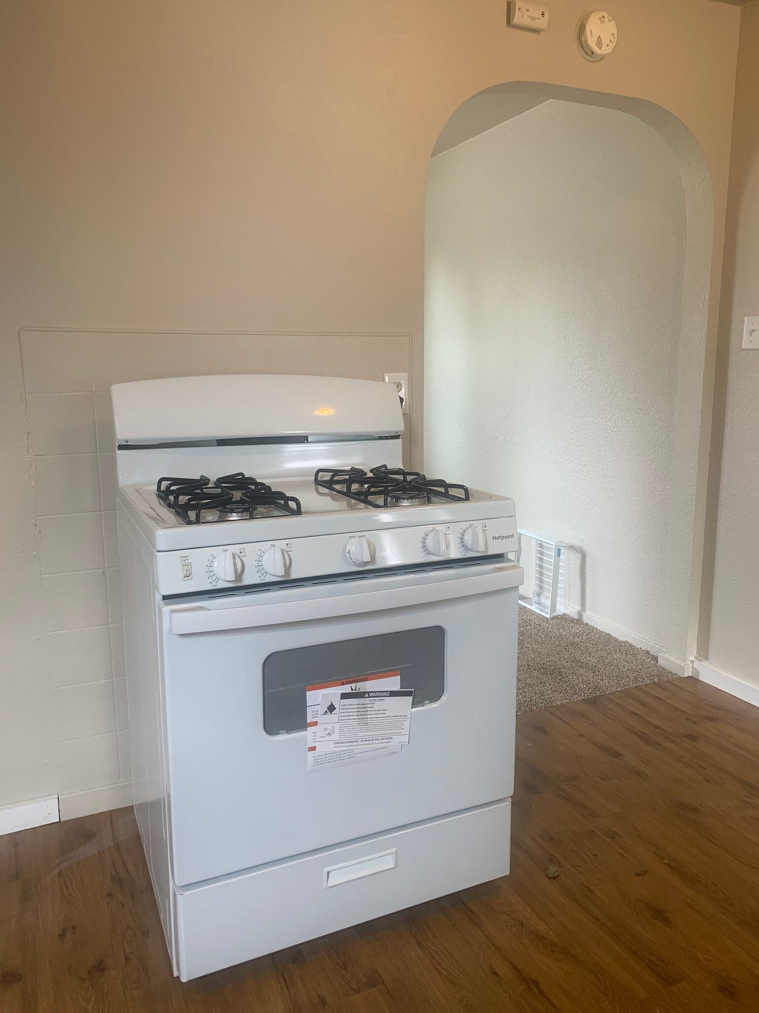 Building Photo - 802 Brigham Ave