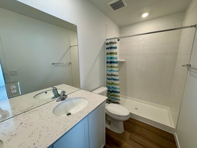 Building Photo - 4 Bed with Office, Brand New Home